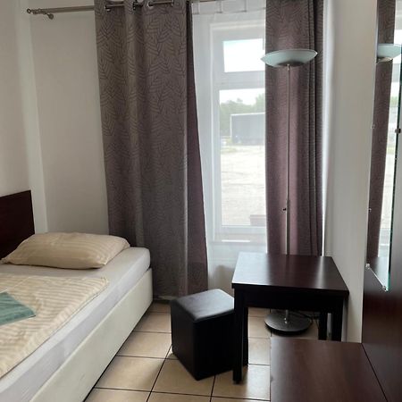 Motel W Lace Boleslawiec  Buitenkant foto