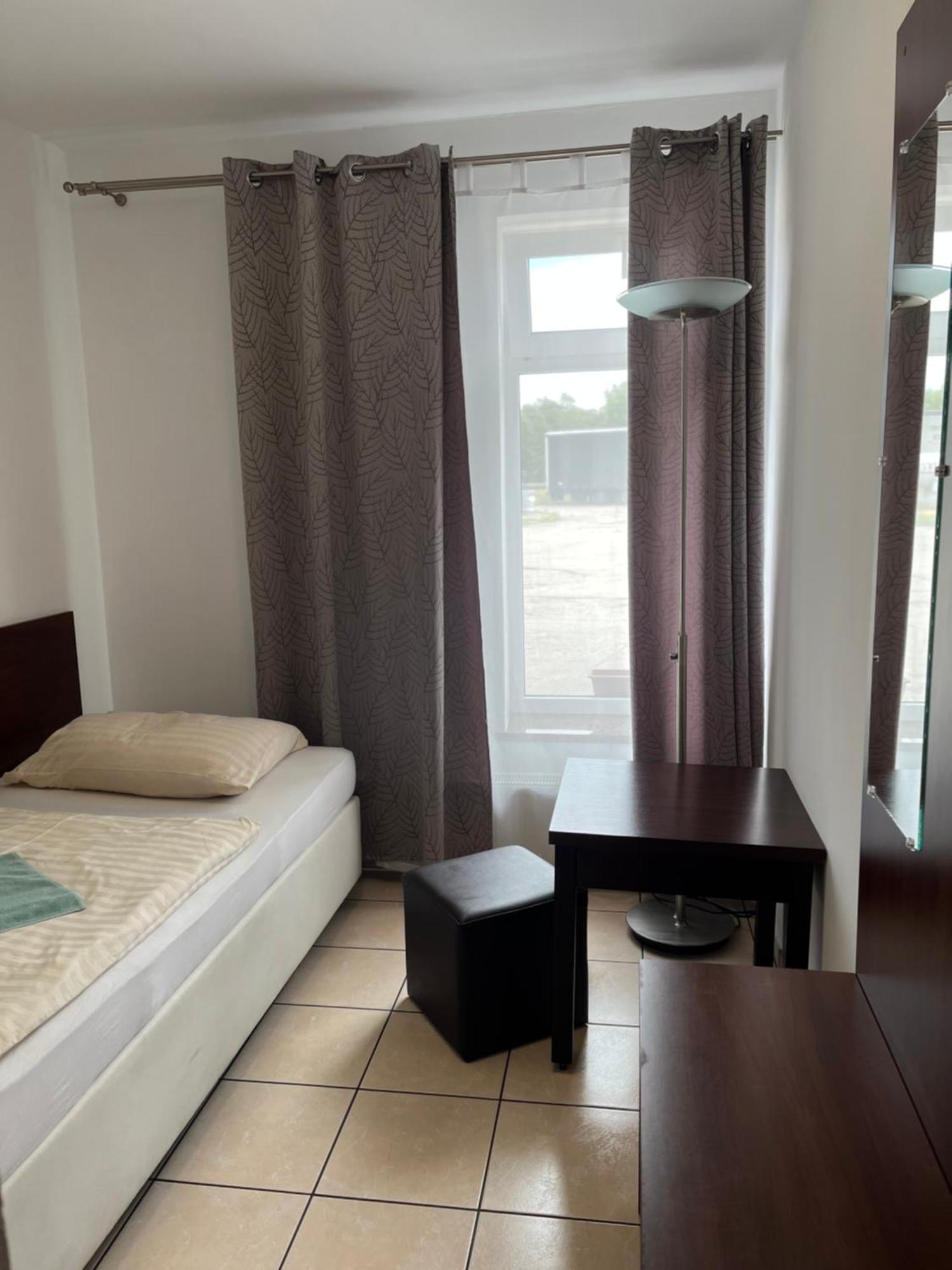 Motel W Lace Boleslawiec  Buitenkant foto