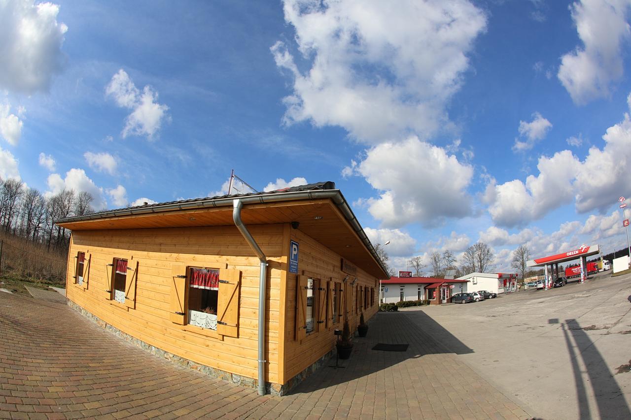 Motel W Lace Boleslawiec  Buitenkant foto