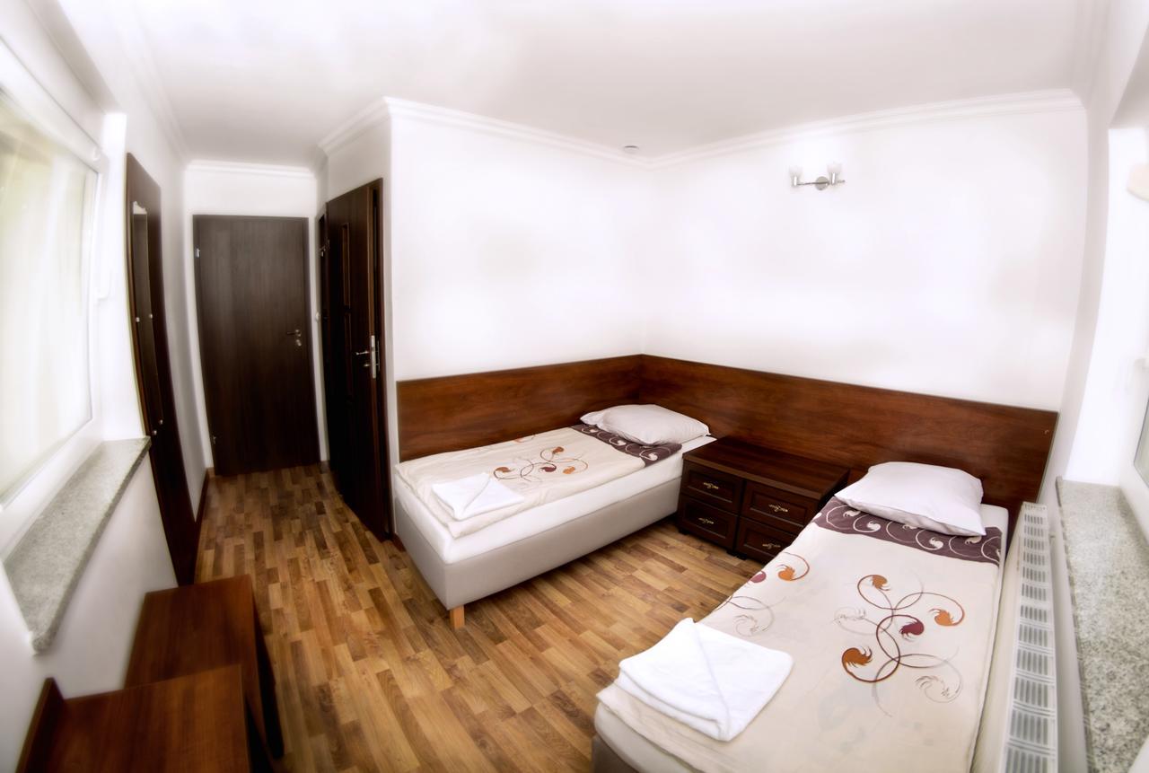 Motel W Lace Boleslawiec  Buitenkant foto